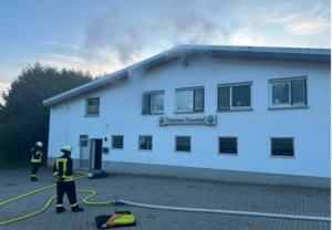 Read more about the article Feuerwehrübung im Reiterheim – Sicherheit an erster Stelle